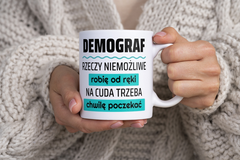 Demograf - Rzeczy Niemożliwe Robię Od Ręki - Na Cuda Trzeba Chwilę Poczekać - Kubek Biały