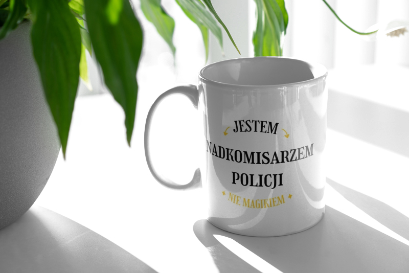 Jestem Nadkomisarzem Policji Nie Magikiem - Kubek Biały