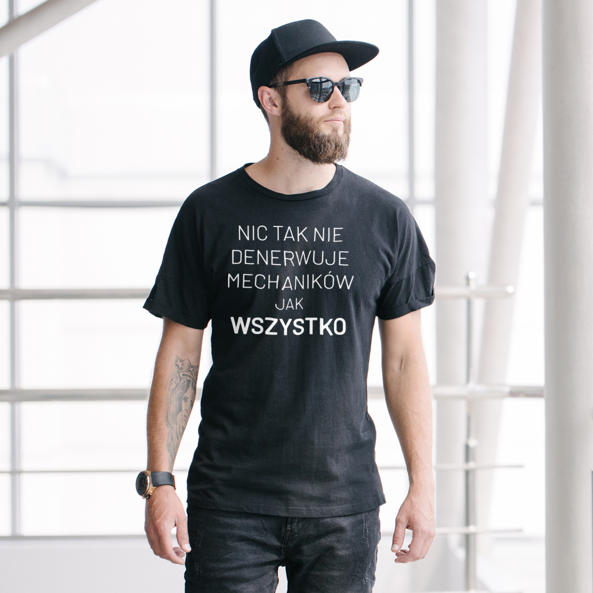 Nic Tak Nie Denerwuje Mechaników Jak Wszystko - Męska Koszulka Czarna
