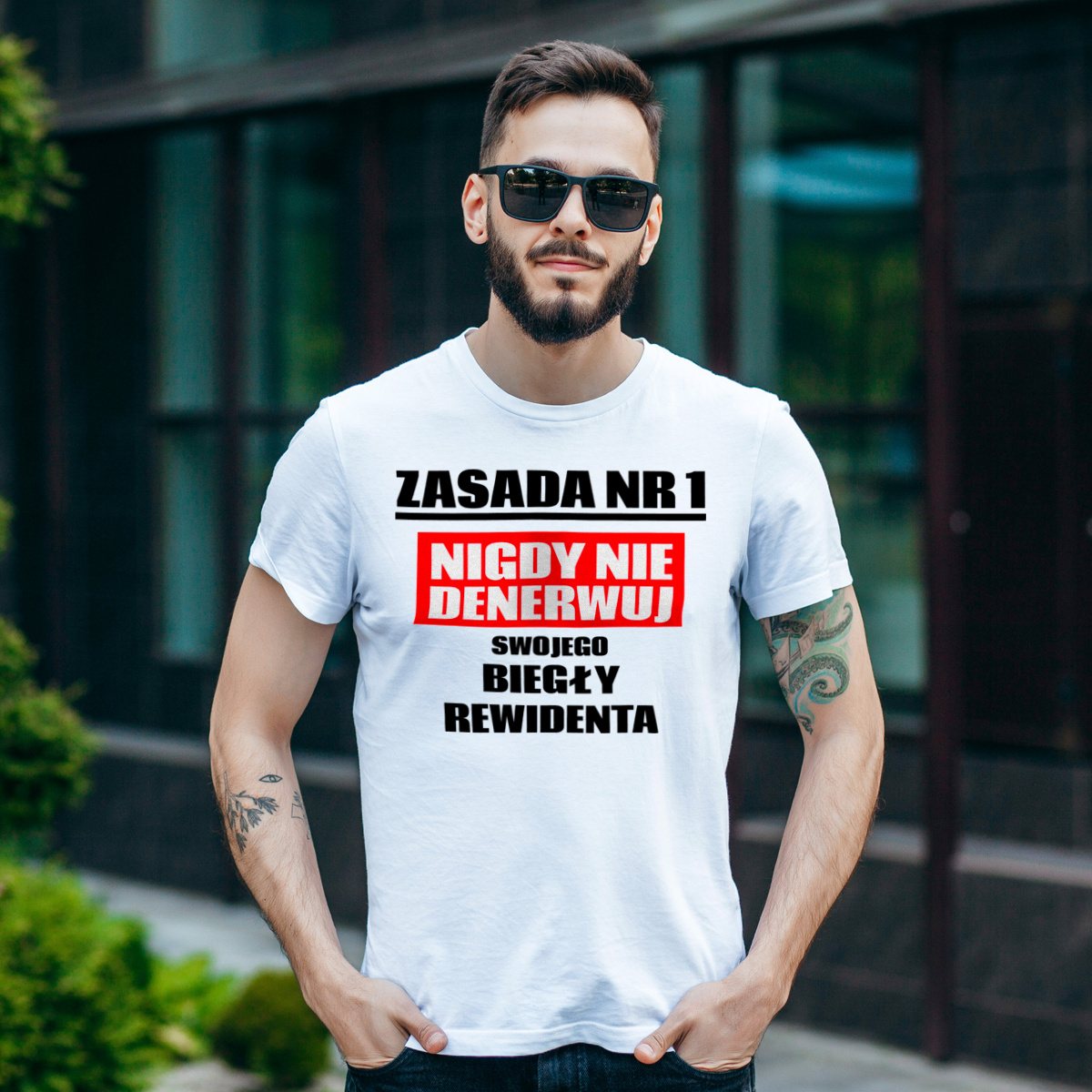 Zasada Nr 1 - Nigdy Nie Denerwuj Swojego Biegły Rewidenta - Męska Koszulka Biała